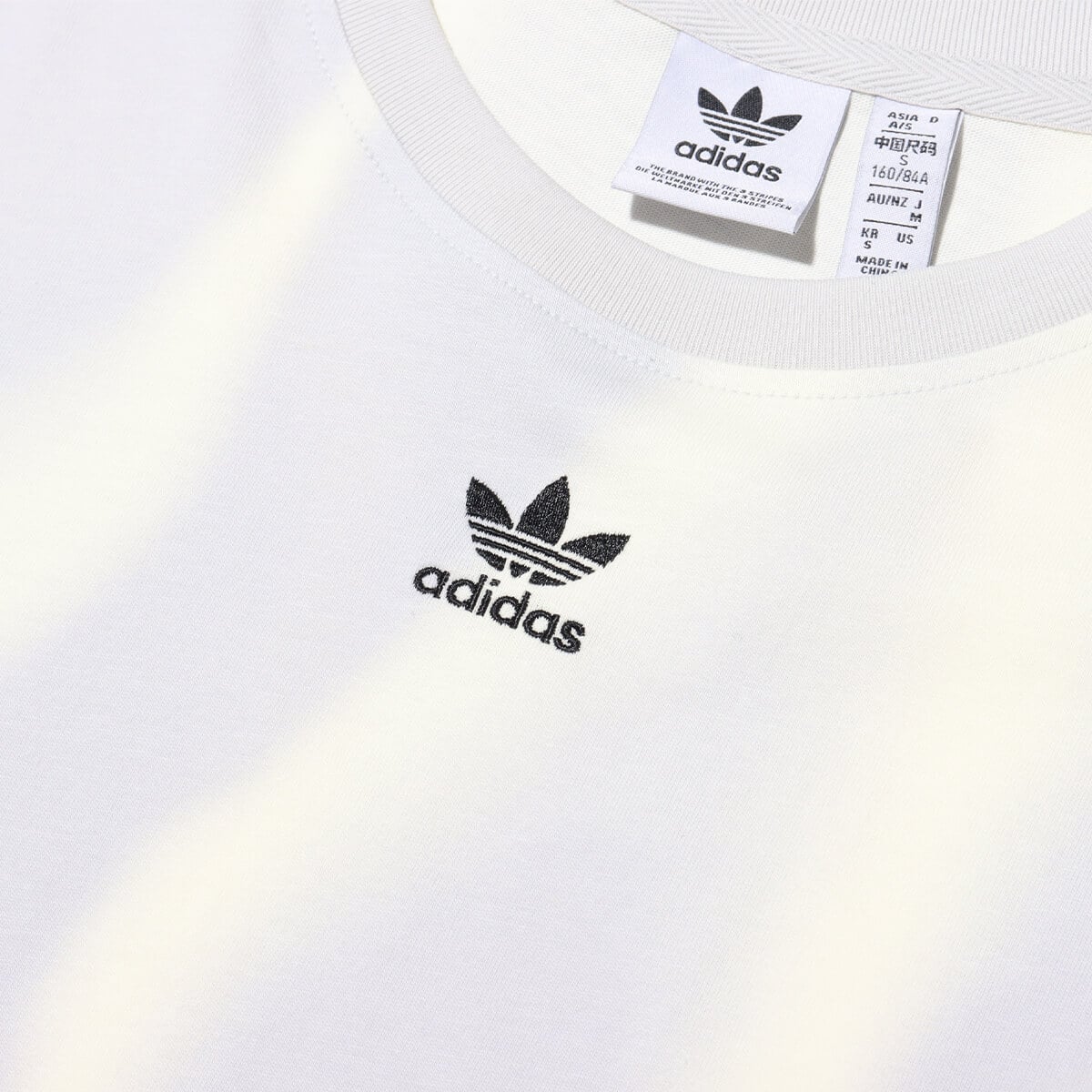 adidas WATER TSHIRT GREONE の画像
