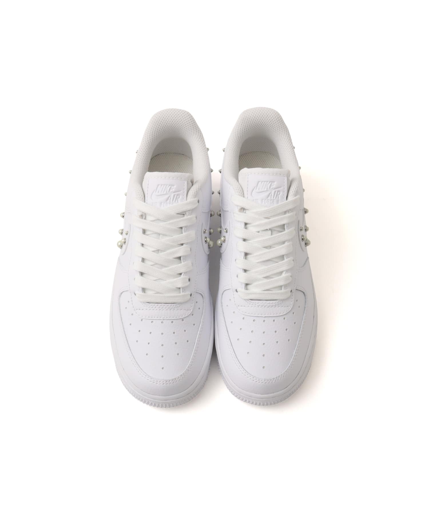 NIKE WMNS AIR FORCE 1 '07 WHITE/WHITE-METALLIC SILVERの画像