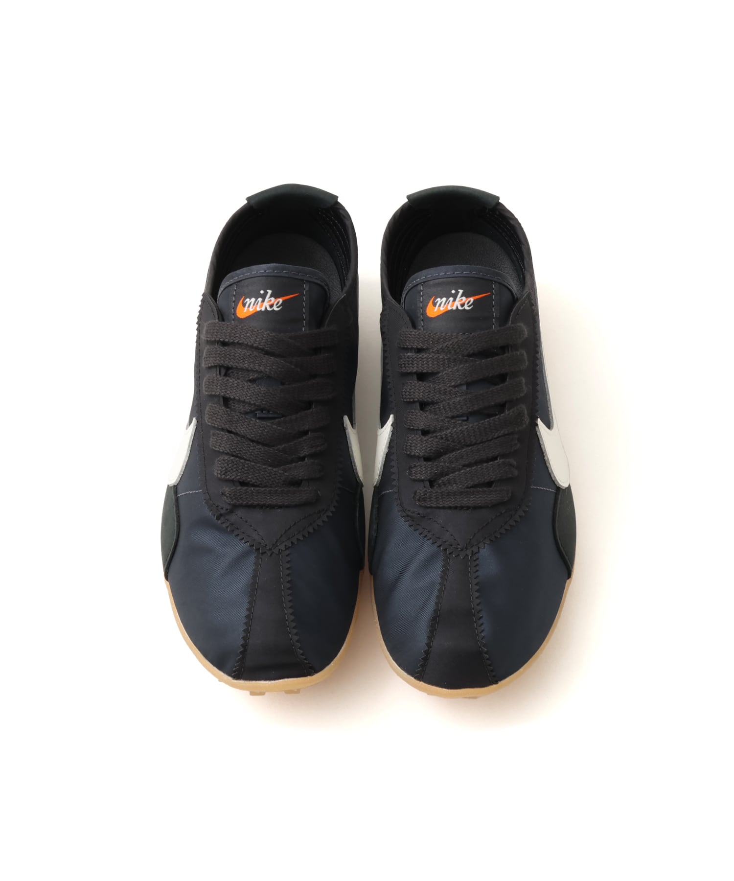 NIKE MOON SHOE ESS OFF NOIR/SAIL-BLACK-GUM LT BROWN-SAFETY ORANGEの画像