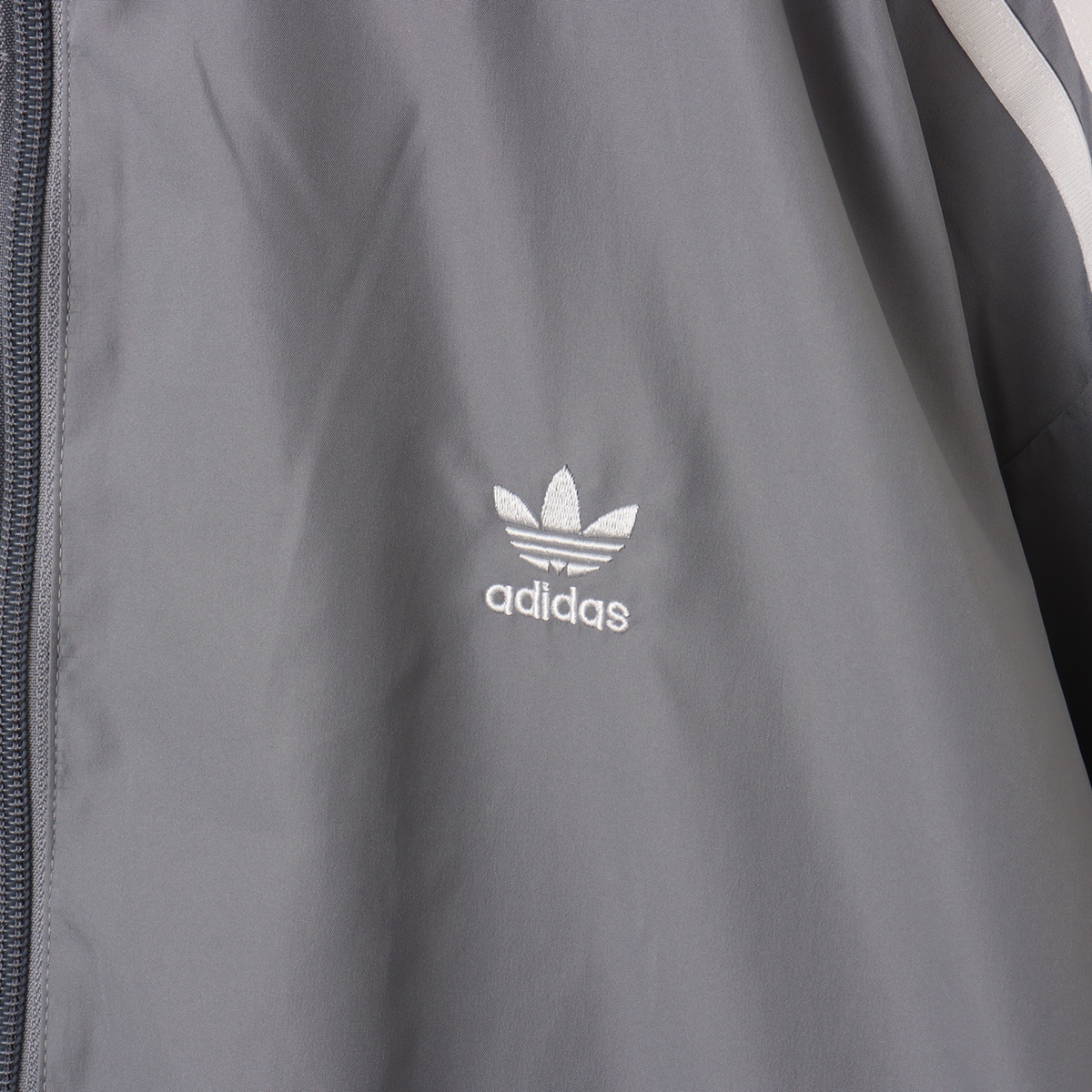 adidas OVERSIZED TRACK TOP グレースリー（アディダス オーバー