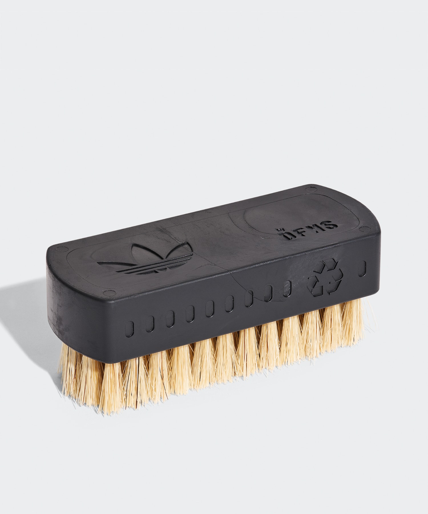 adidas Originals Sneaker Cleaning Kit by DFNS BLUEの画像