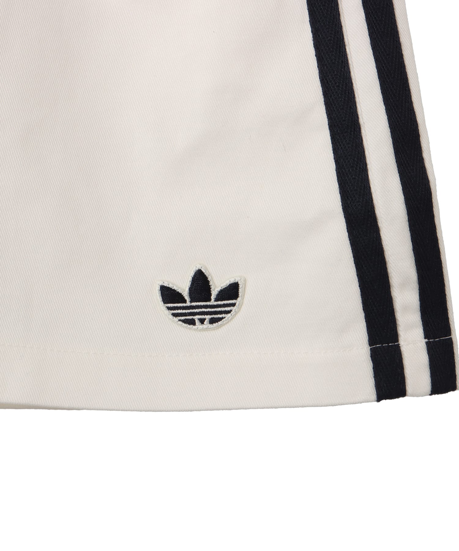 adidas SPORTY & RICH SKIRT コアホワイト/ナイトネイビーの画像