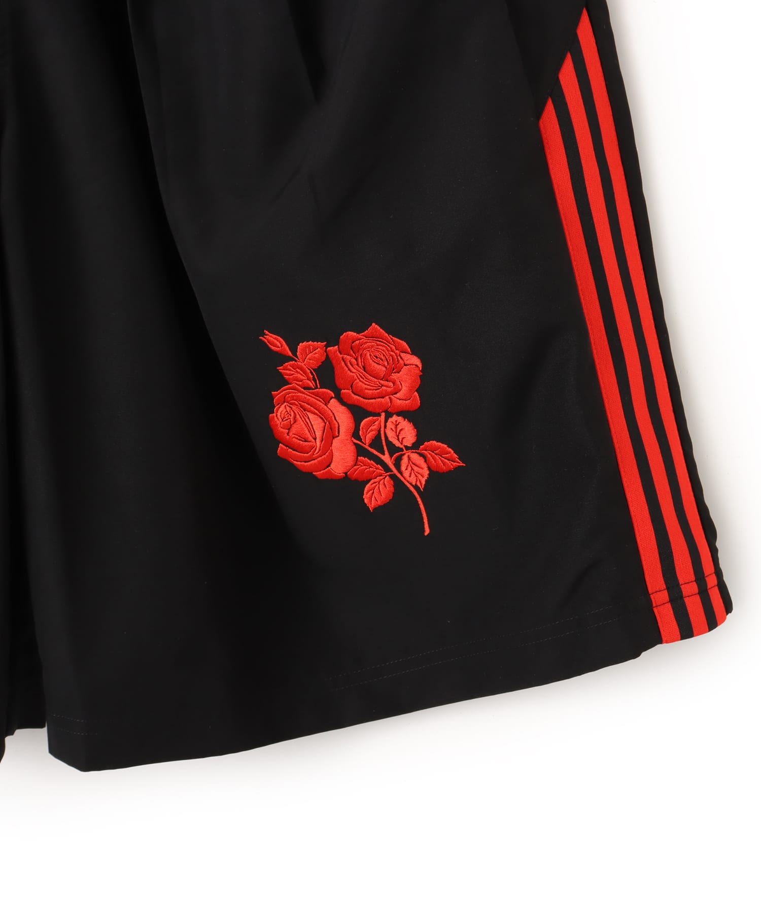 adidas WILLY CHAVARRIA LONG SHORT ブラックの画像