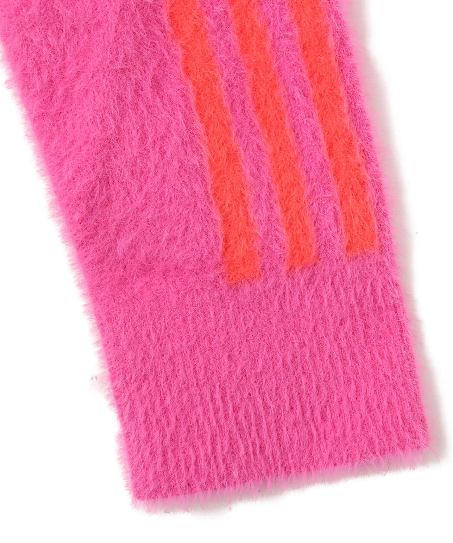 adidas FLUFFY KNITTED CARDIGAN セミルシッドフクシャの画像