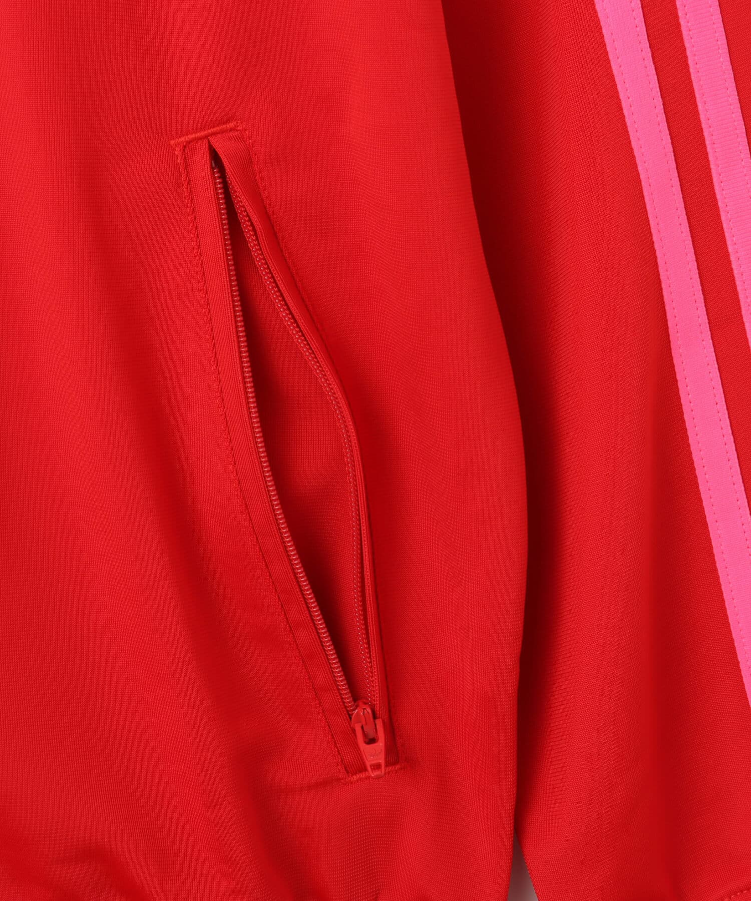 adidas ADICOLOR CLASSIC FIREBIRD LOOSE TRACK TOP ベタースカーレット/ルシッドピンクの画像