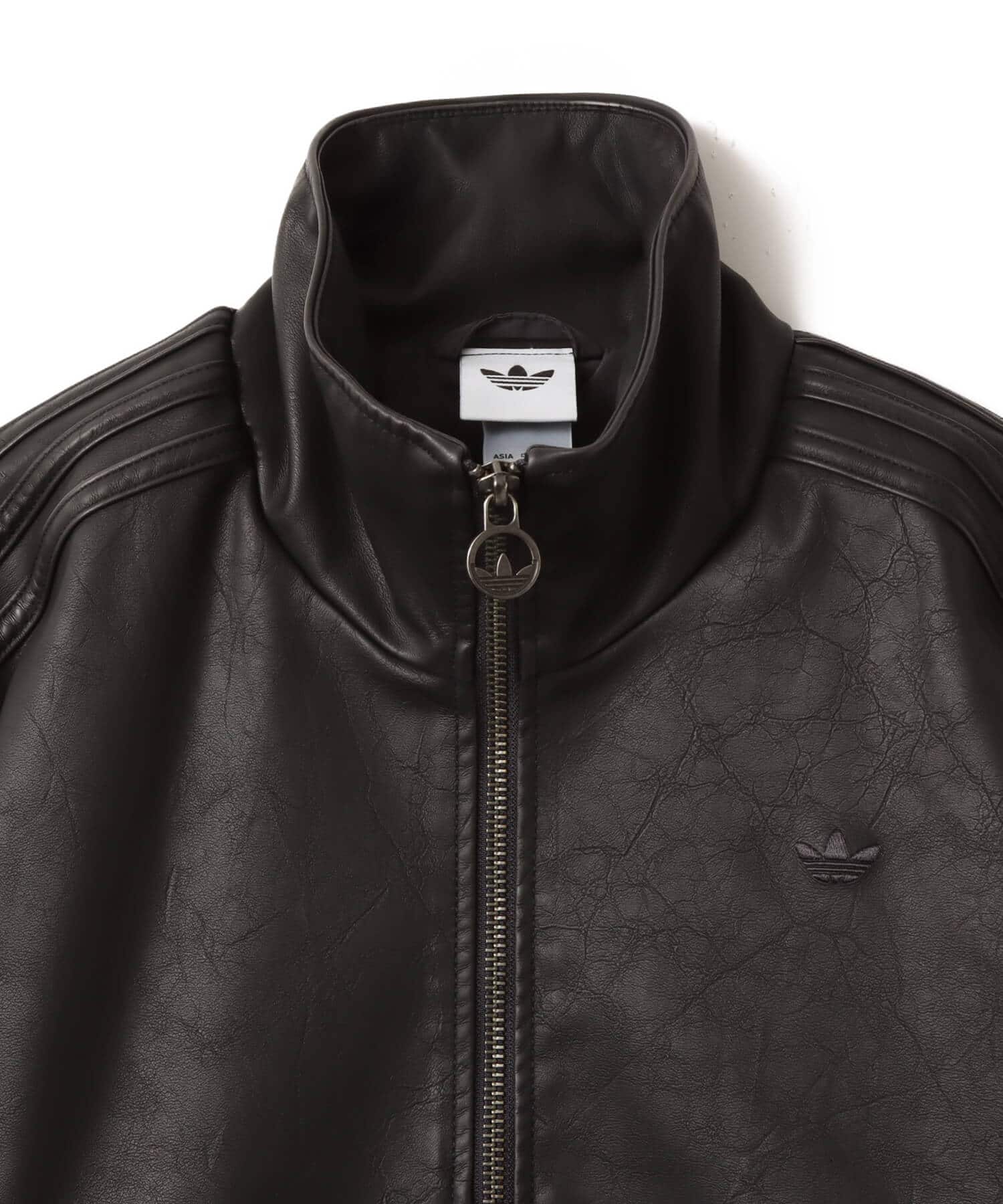 adidas FIREBIRD PLEATHER JACKET ユーティリティブラックの画像