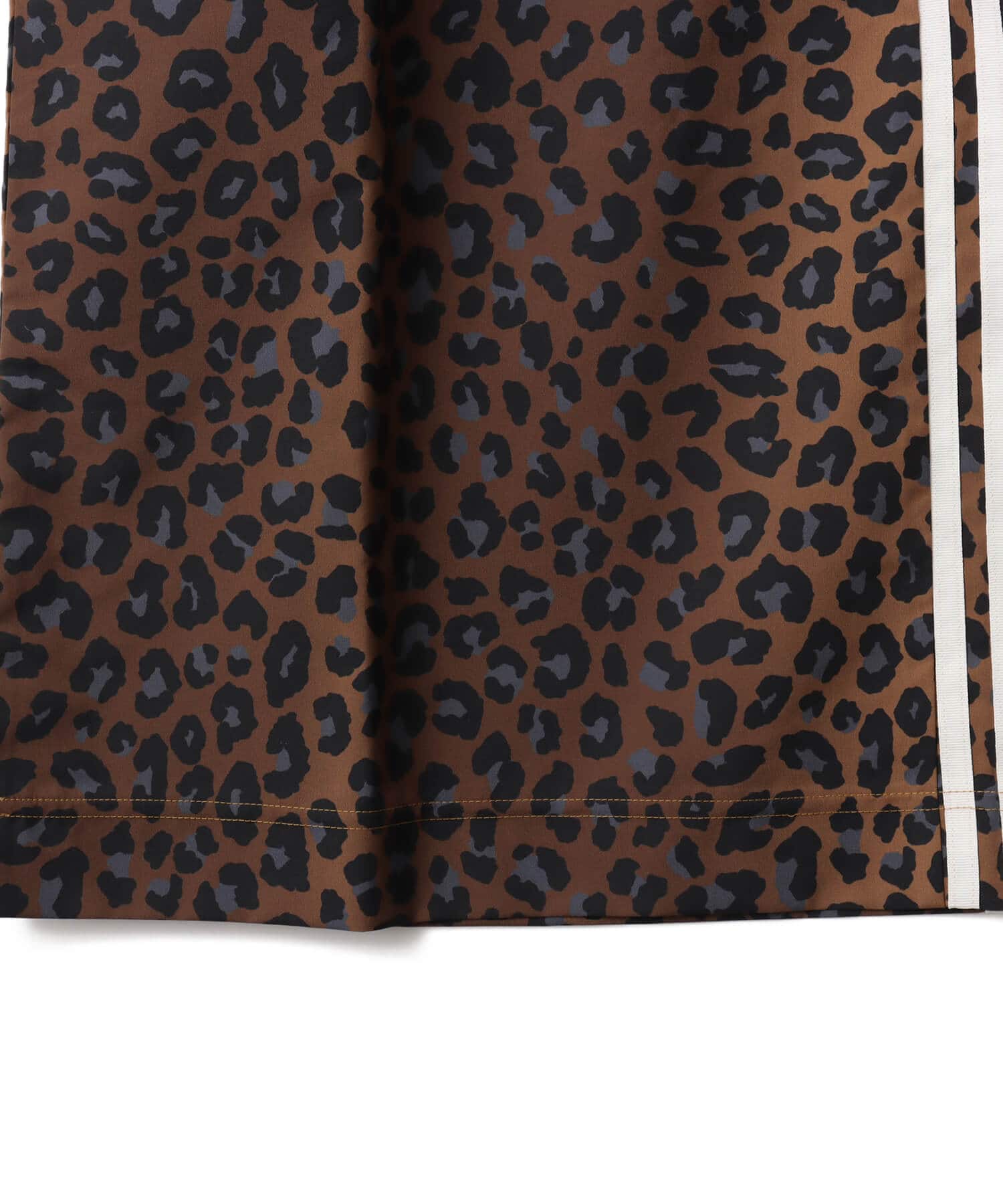 adidas LEOPARD FIREBIRD OVERSIZED TRACK PANTS マルチカラーの画像