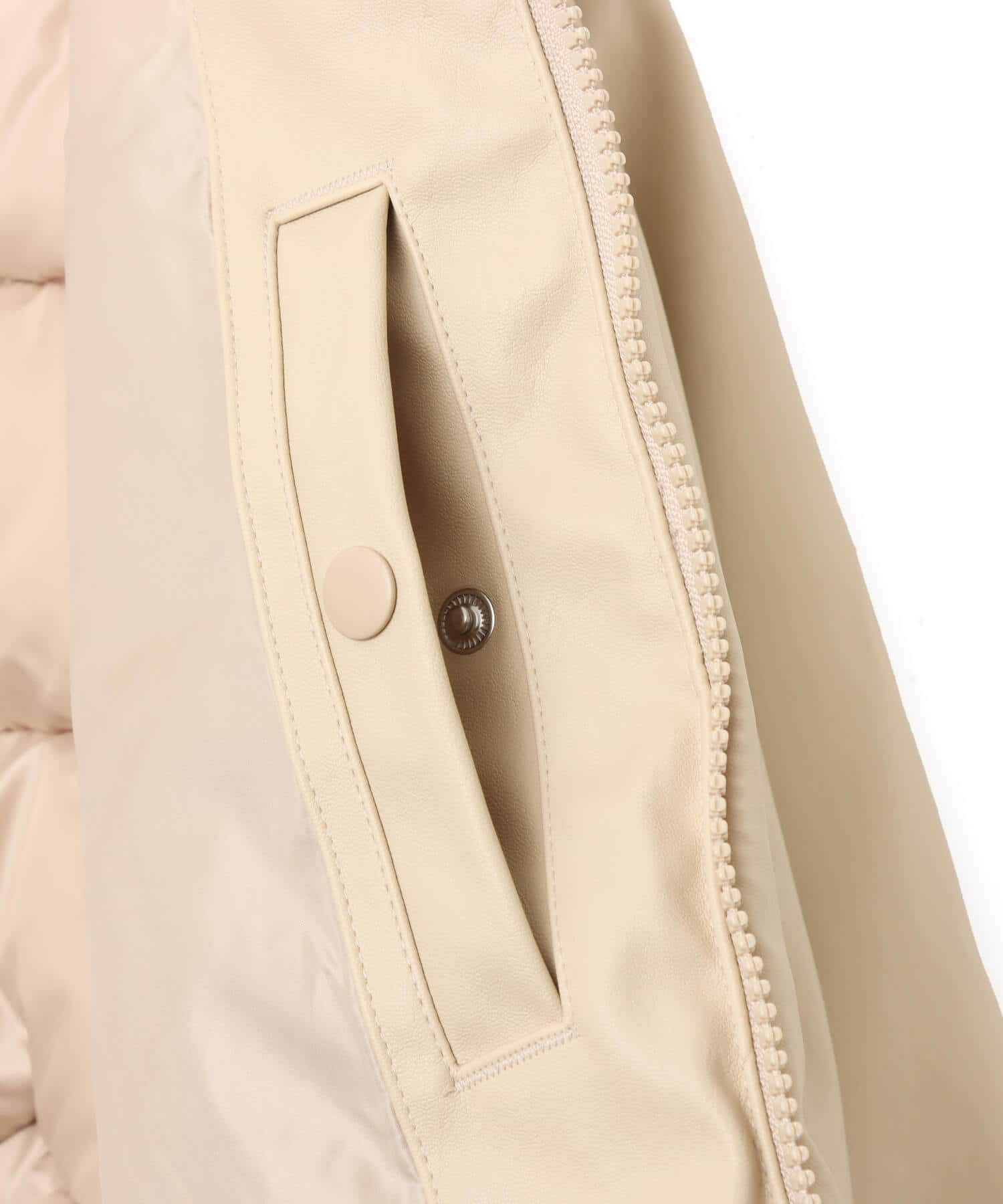 adidas PLEATHER BOMBER ストーンカーキの画像