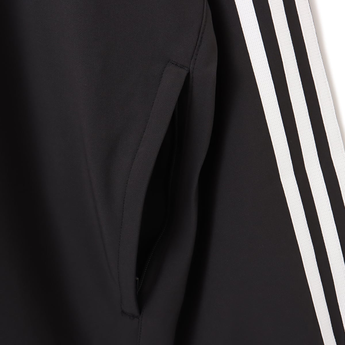 adidas PULL OVER ブラック/ホワイトの画像