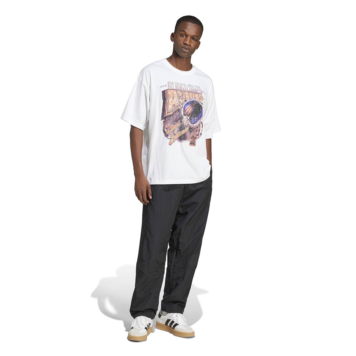 adidas GRAPHIC SHORT SLEEVE TEE ホワイトの画像