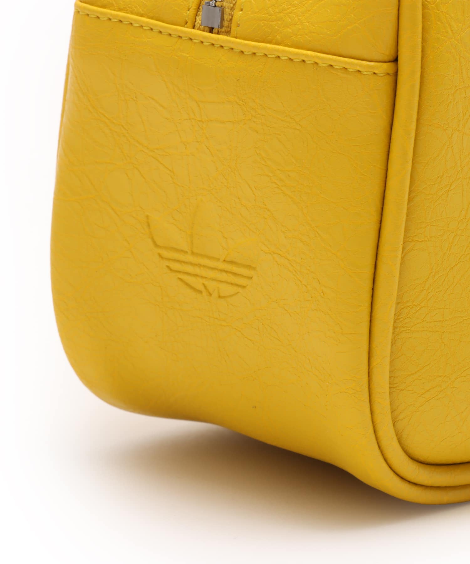 adidas MIAOU BAG ヘイジーイエローの画像