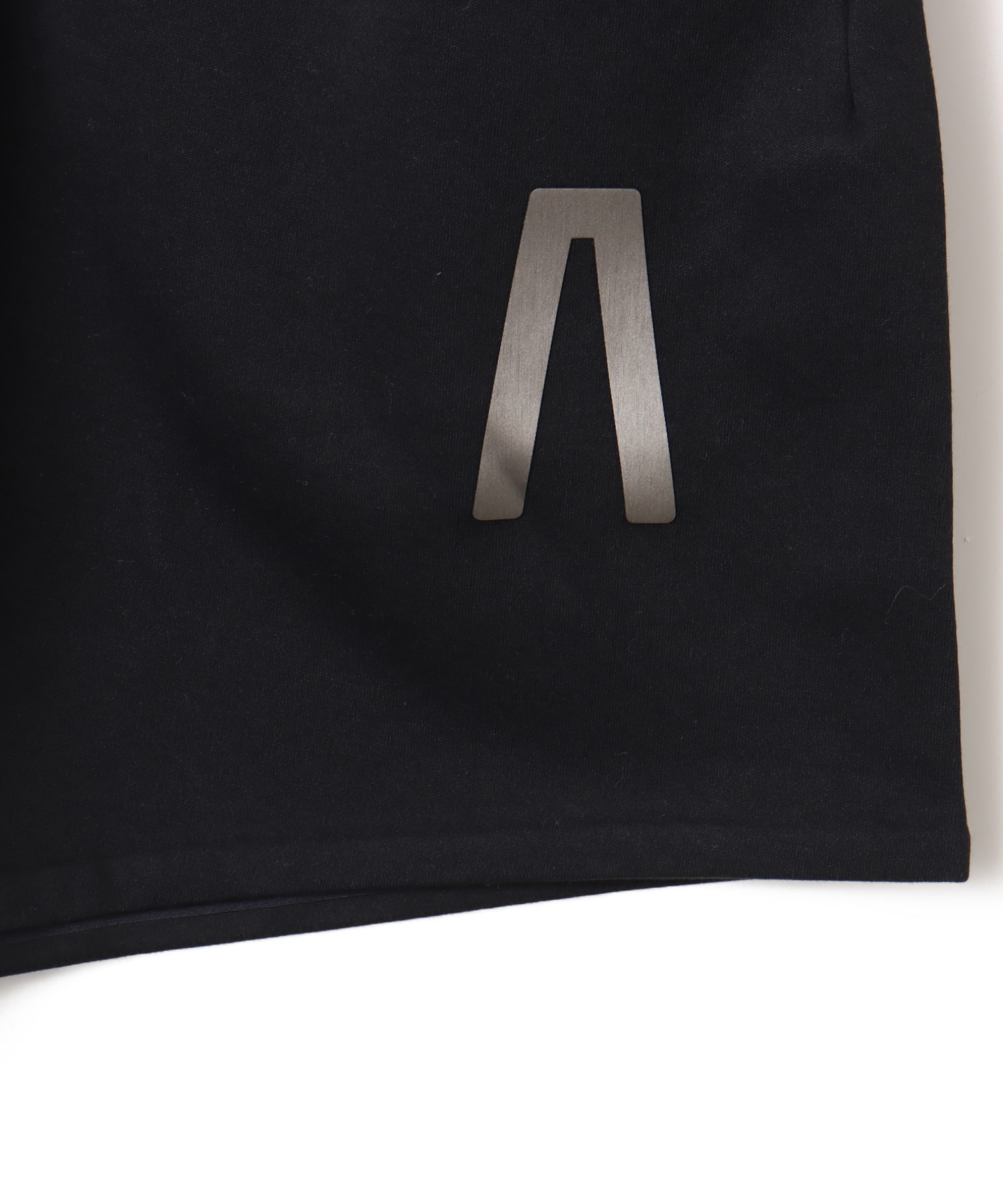 adidas FEAR OF GOD ATHLETICS BASKETBALL MESH SHORT ブラックの画像