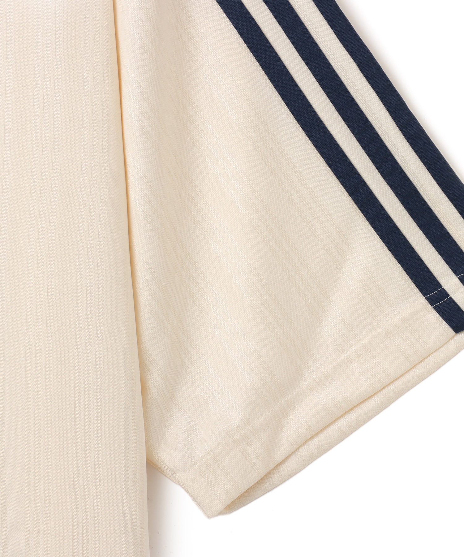 adidas COLLARED GOALIE クリームホワイトの画像