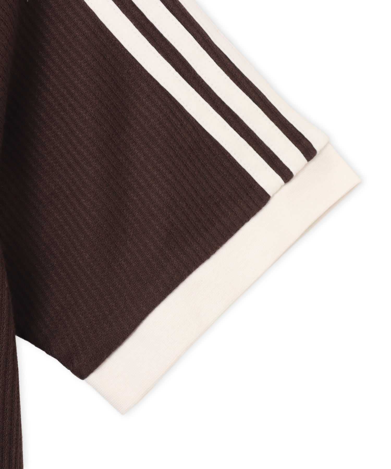 adidas WAFFLE SHORT SLEEVE POLO ダークブラウンの画像