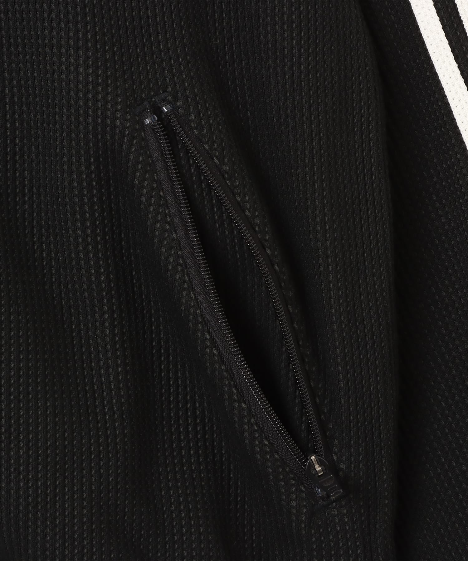 adidas KNIT TRACK TOP ブラックの画像