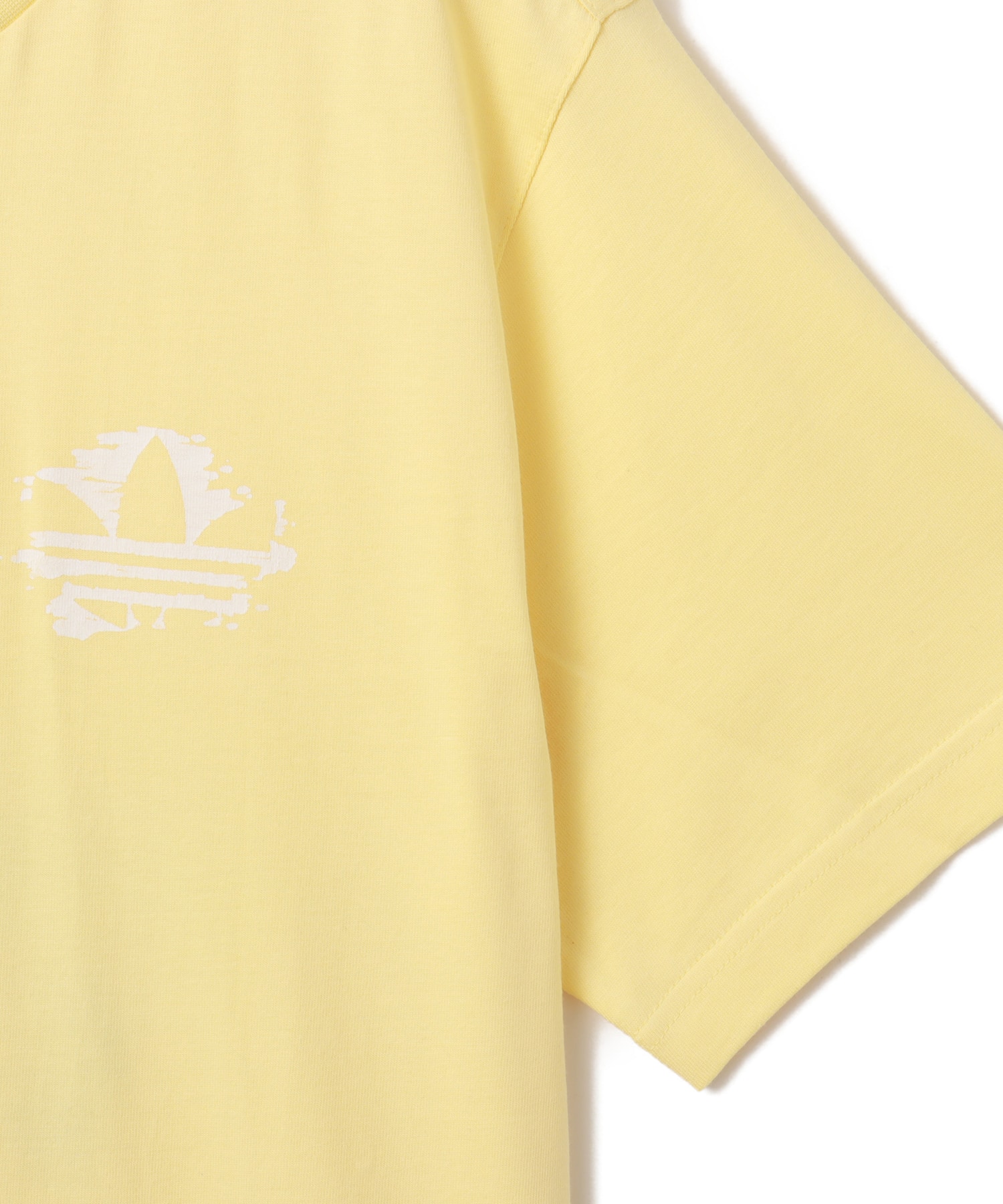 adidas GRAPHIC TEE オールモストイエローの画像