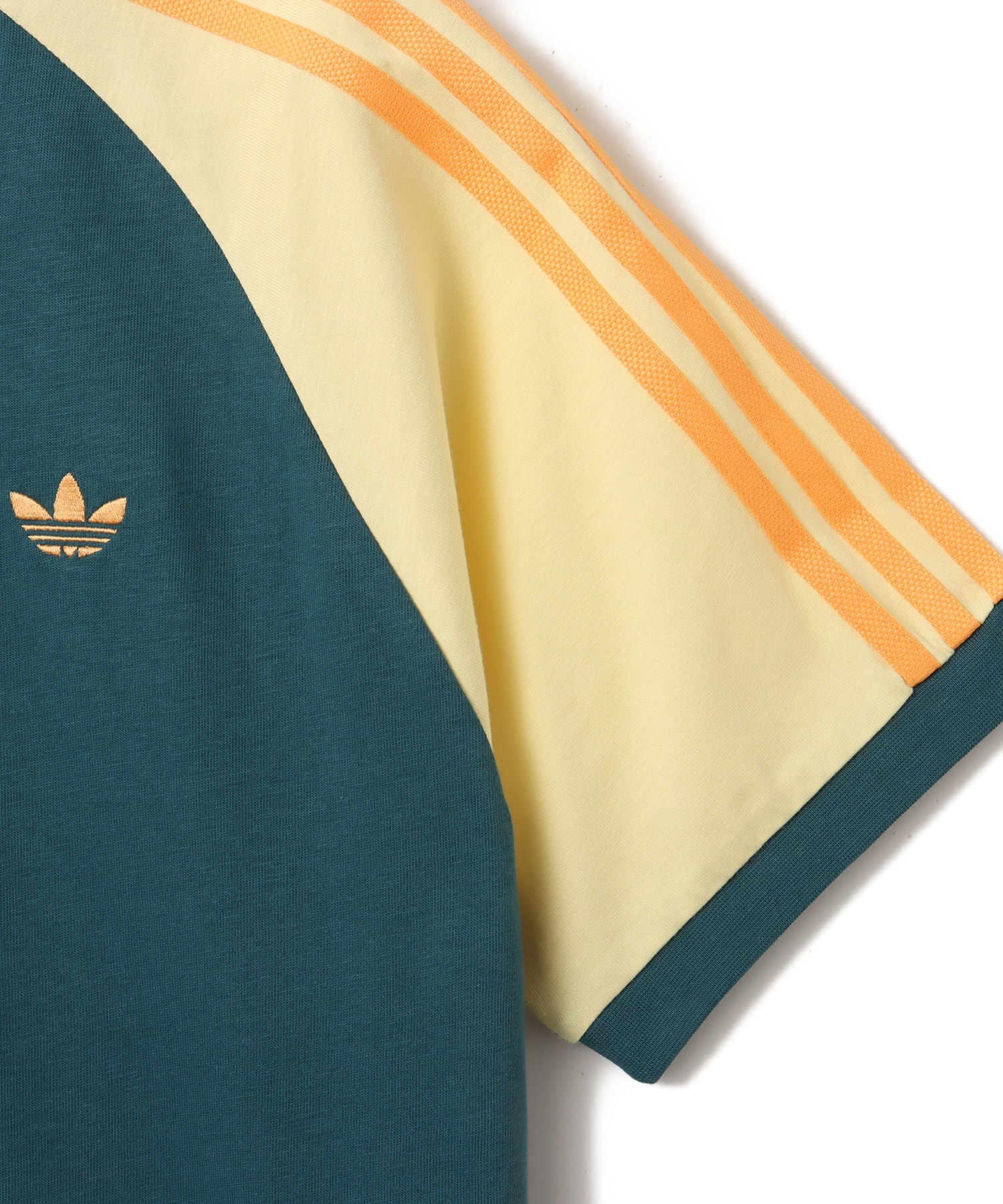 adidas CALI TEE テックグリーン/オールモストイエロー/ヘイジーオレンジの画像