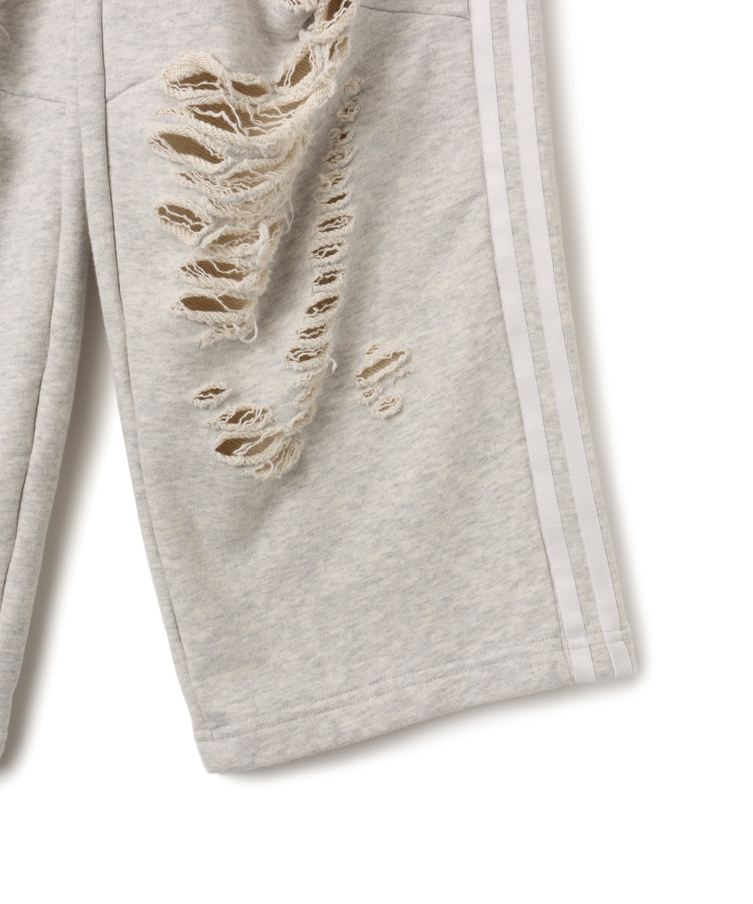 adidas DISTRESSED JOGGERS ライトグレーヘザーの画像
