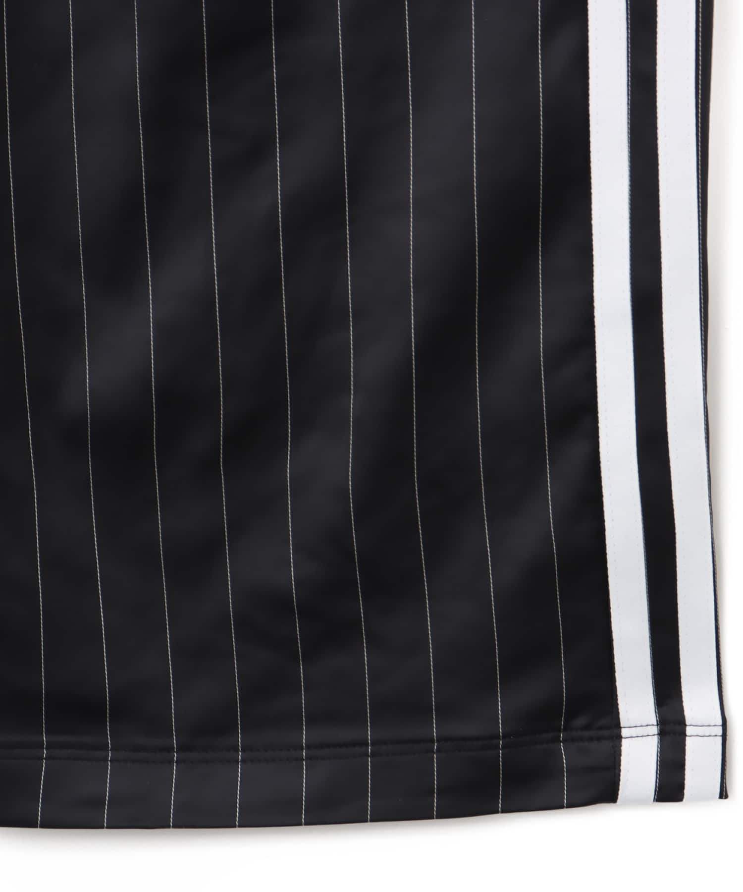 adidas WIDE LEG PANTS ブラックの画像