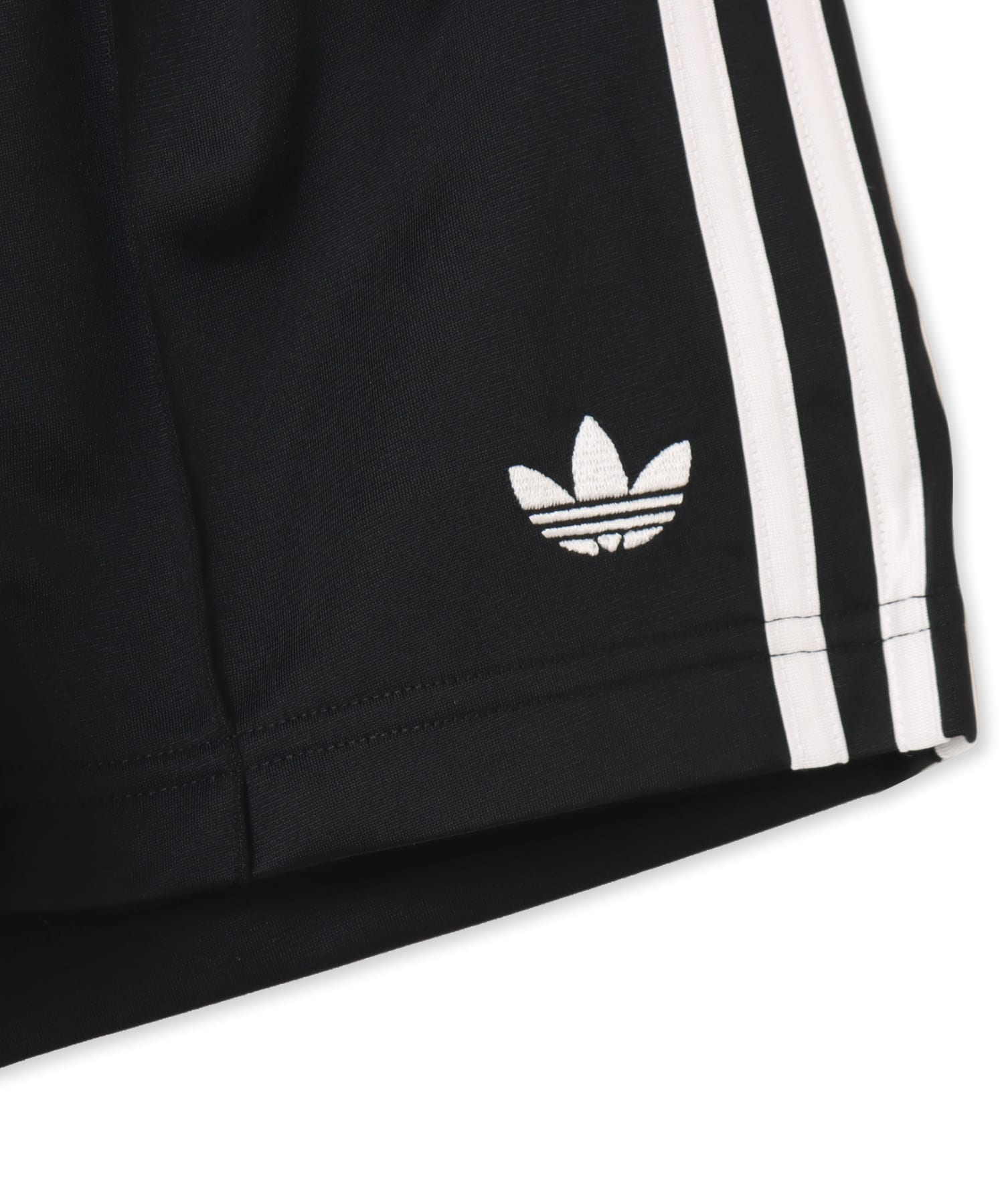 adidas FIREBIRD CLASSIC SHORTS ブラック/ホワイトの画像