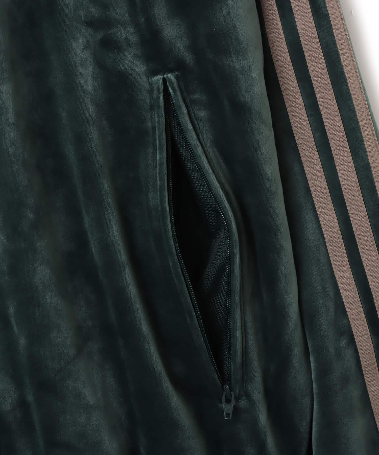 adidas FIREBIRD VELOUR TRACK TOP シャドーグリーンの画像