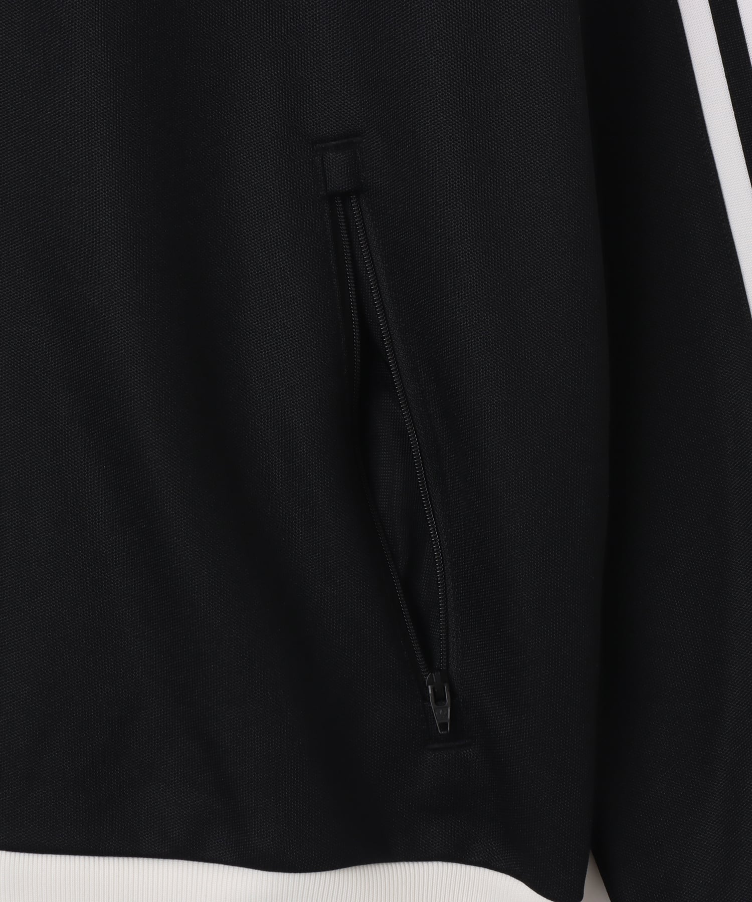 adidas CLASSIC TRACK TOP ブラックの画像