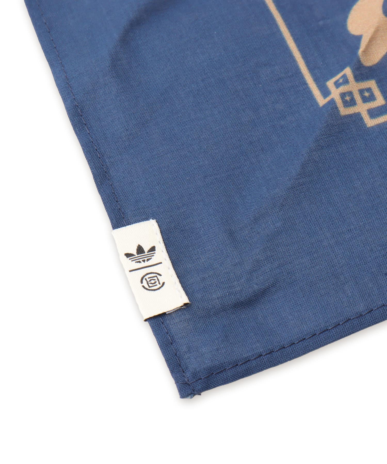 adidas CLOT BANDANA BY EDISON CHEN テックインディゴ/カードボードの画像