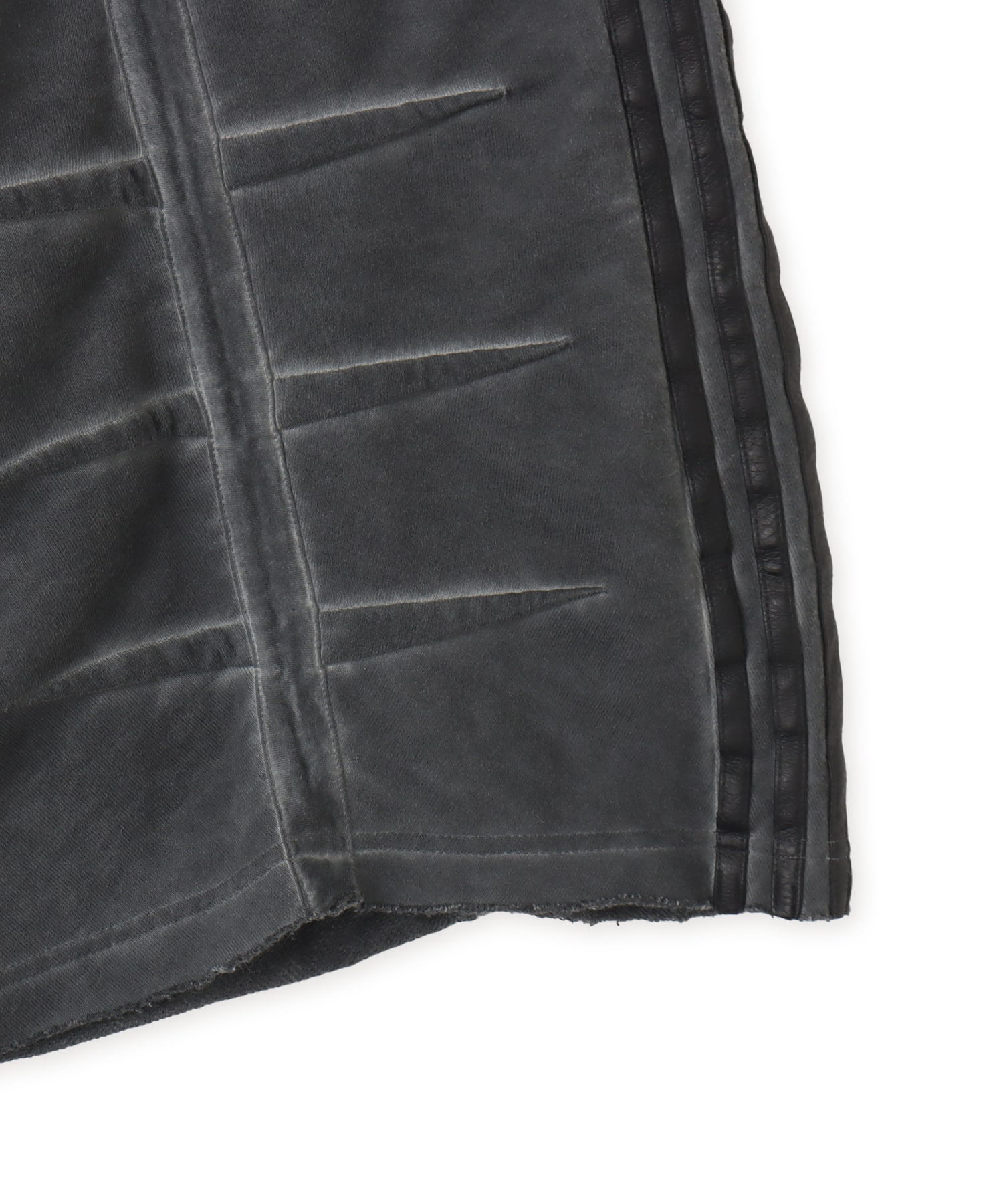 adidas THUG CLUB SWEAT JORT ブラックの画像