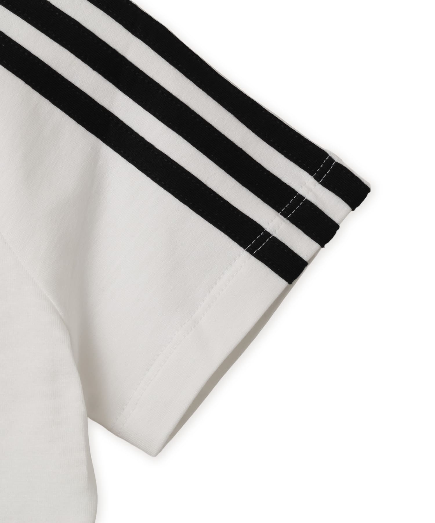 adidas SST BABY TEE ホワイト/ホワイト/ブラックの画像