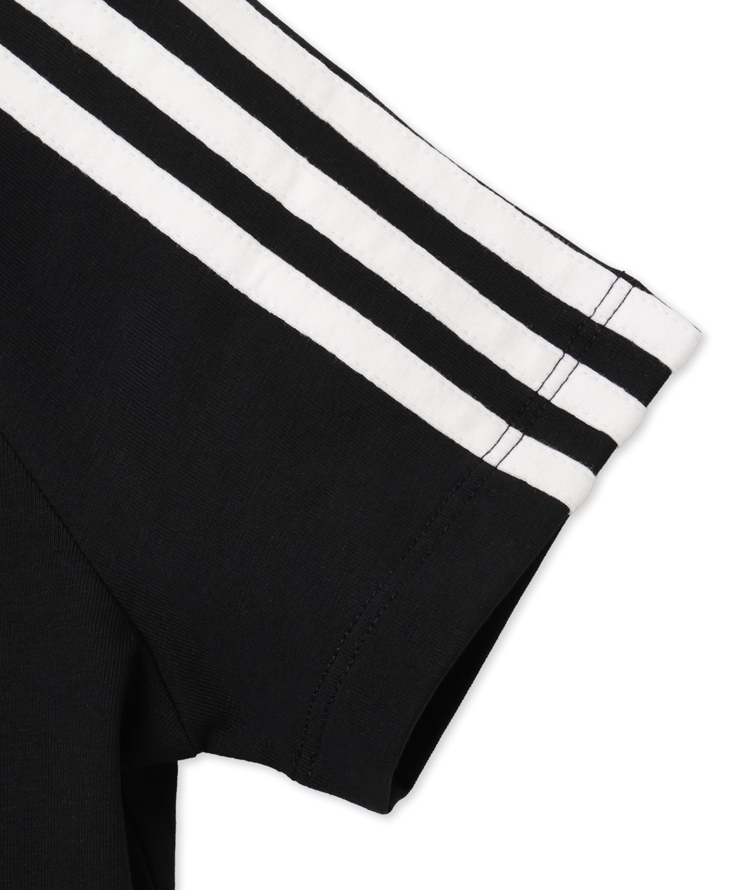 adidas SST BABY TEE ブラック/ブラック/ホワイトの画像