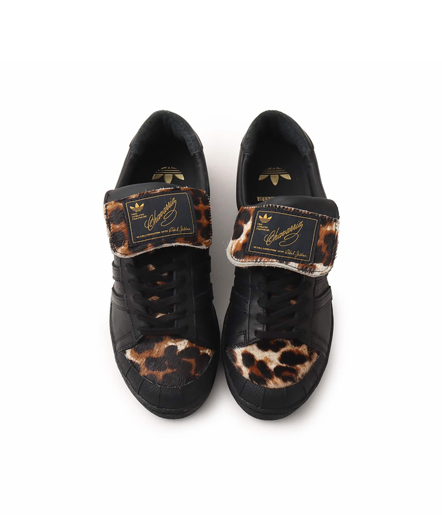 adidas CHAVARRIA JABBAR LOW CBLACK/CBLACK/SUPCOLの画像