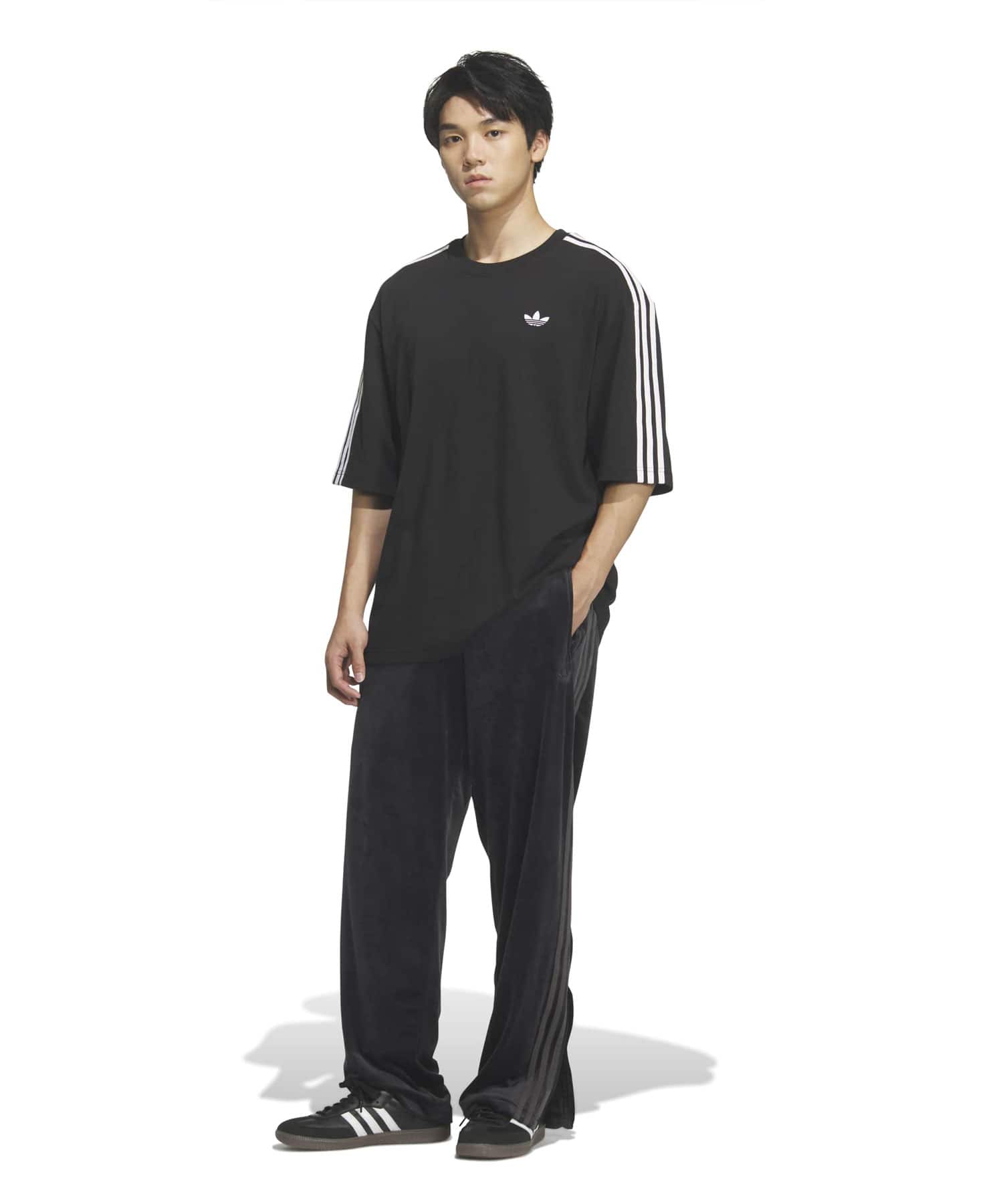 adidas FIREBIRD TRACK PANT VELOUR ブラックの画像