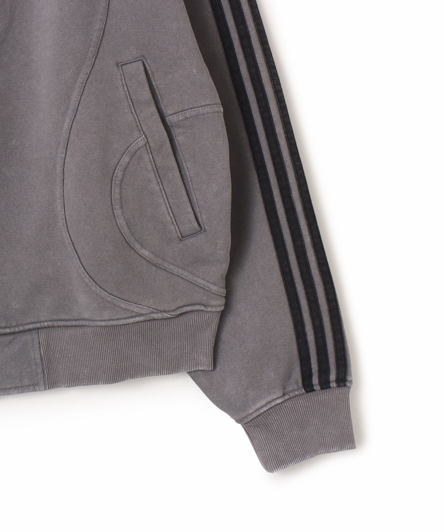 adidas TG FZ HOODY グレーフォーの画像