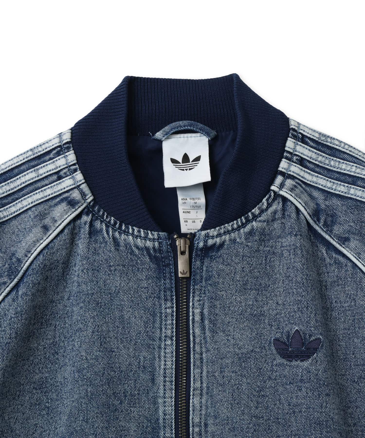 adidas SST TRACK TOP ライトデニムの画像