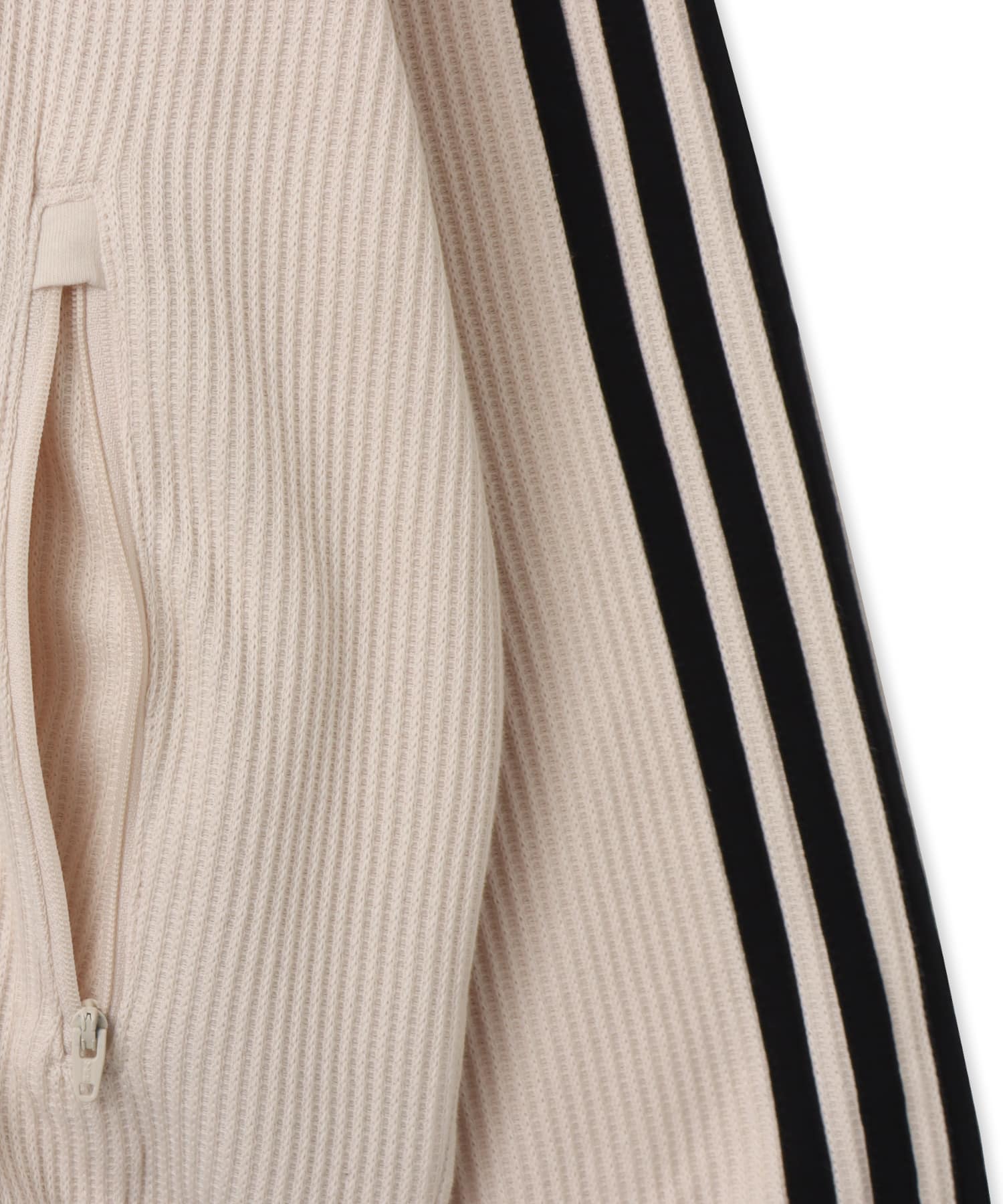 adidas WAFFLE CLASSIC TRACK TOP ワンダーホワイトの画像