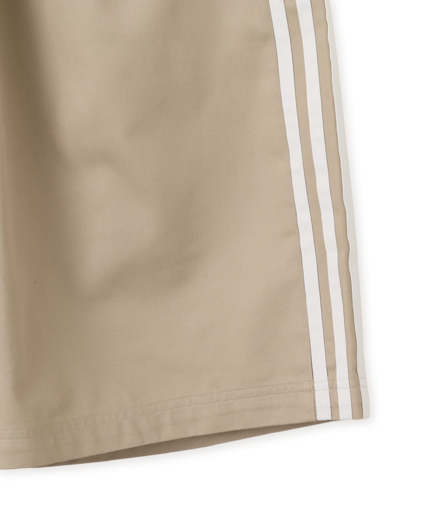 adidas ADICOLOR SST COTTON TWILL SHORTS カーキスリーの画像