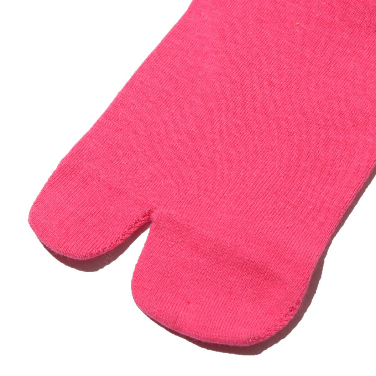 atmos pink カラフル タビ ソックス DARK PINKの画像