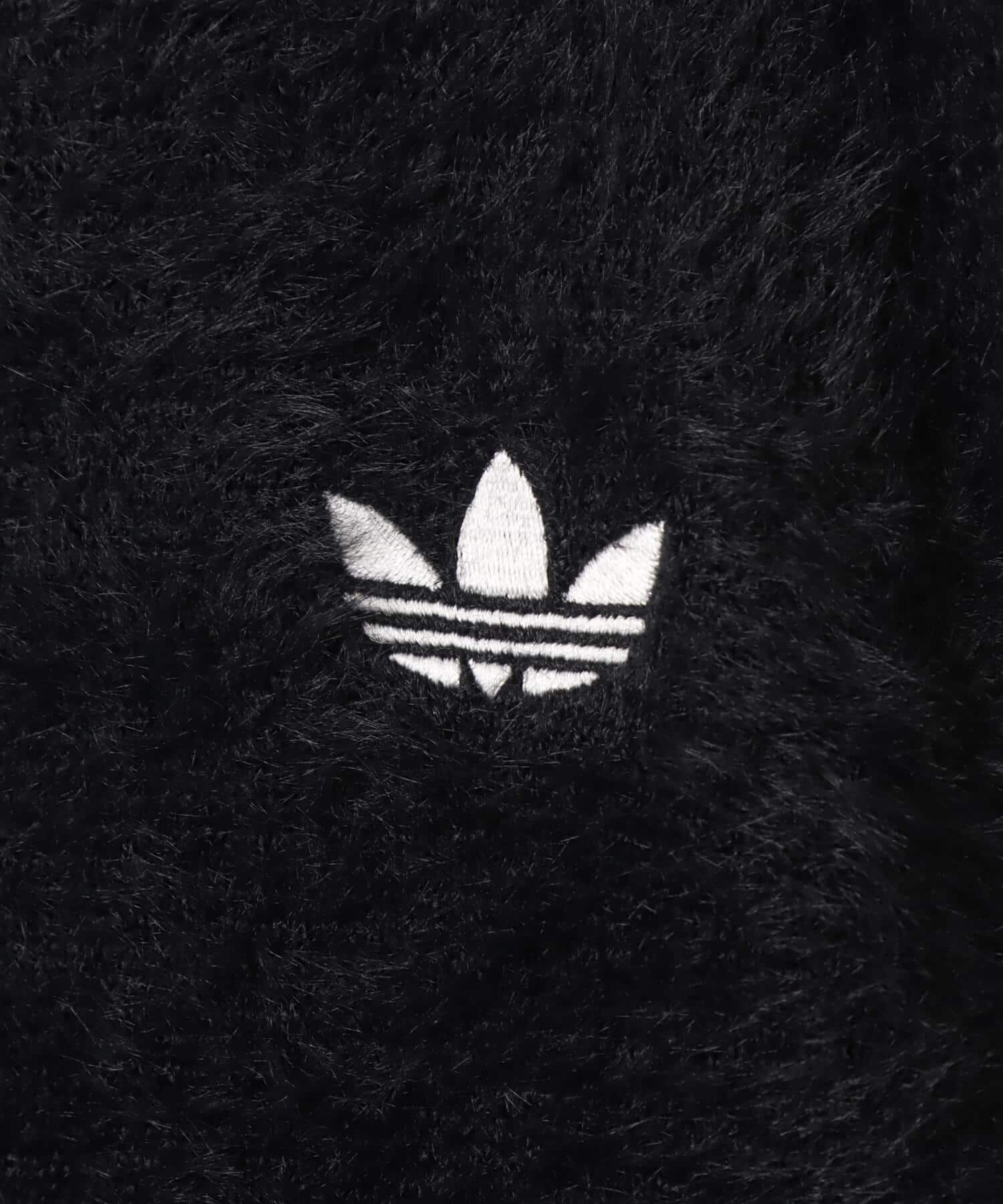 adidas FAUX MOHAIR CLASSIC TRACKTOP ブラック/オフホワイトの画像