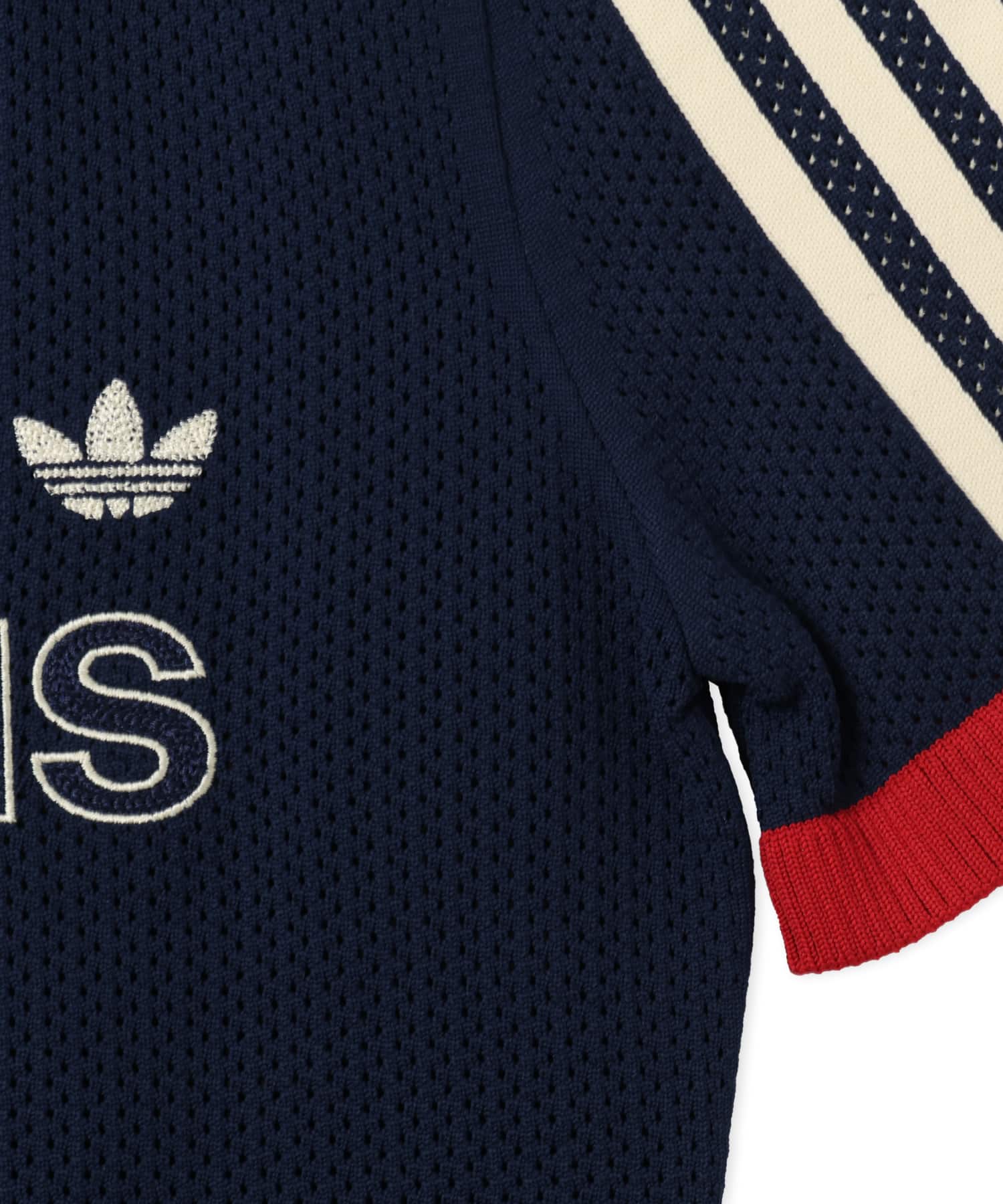 adidas MESH CALI TEE ナイトインディゴ/チームビクトリーレッド/ウォームバニラの画像