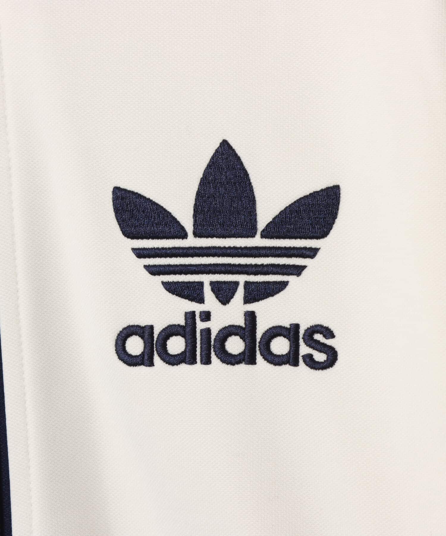 adidas KNIT CLASSIC TRACK TOP オフホワイトの画像