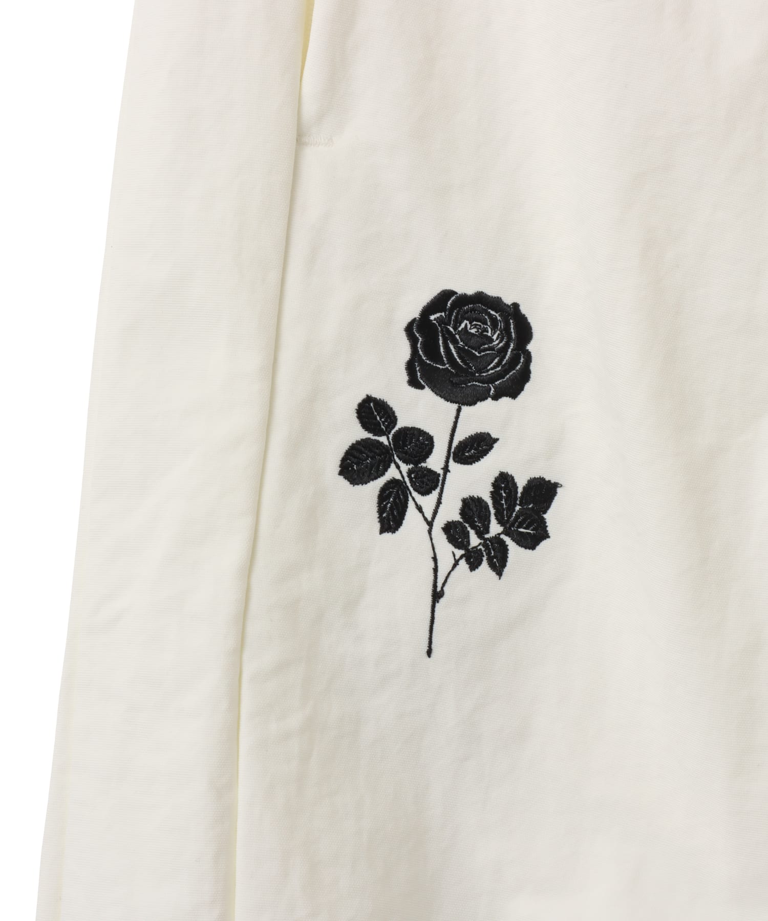 adidas CHAVARRIA WOVEN TRACK PANT オフホワイトの画像