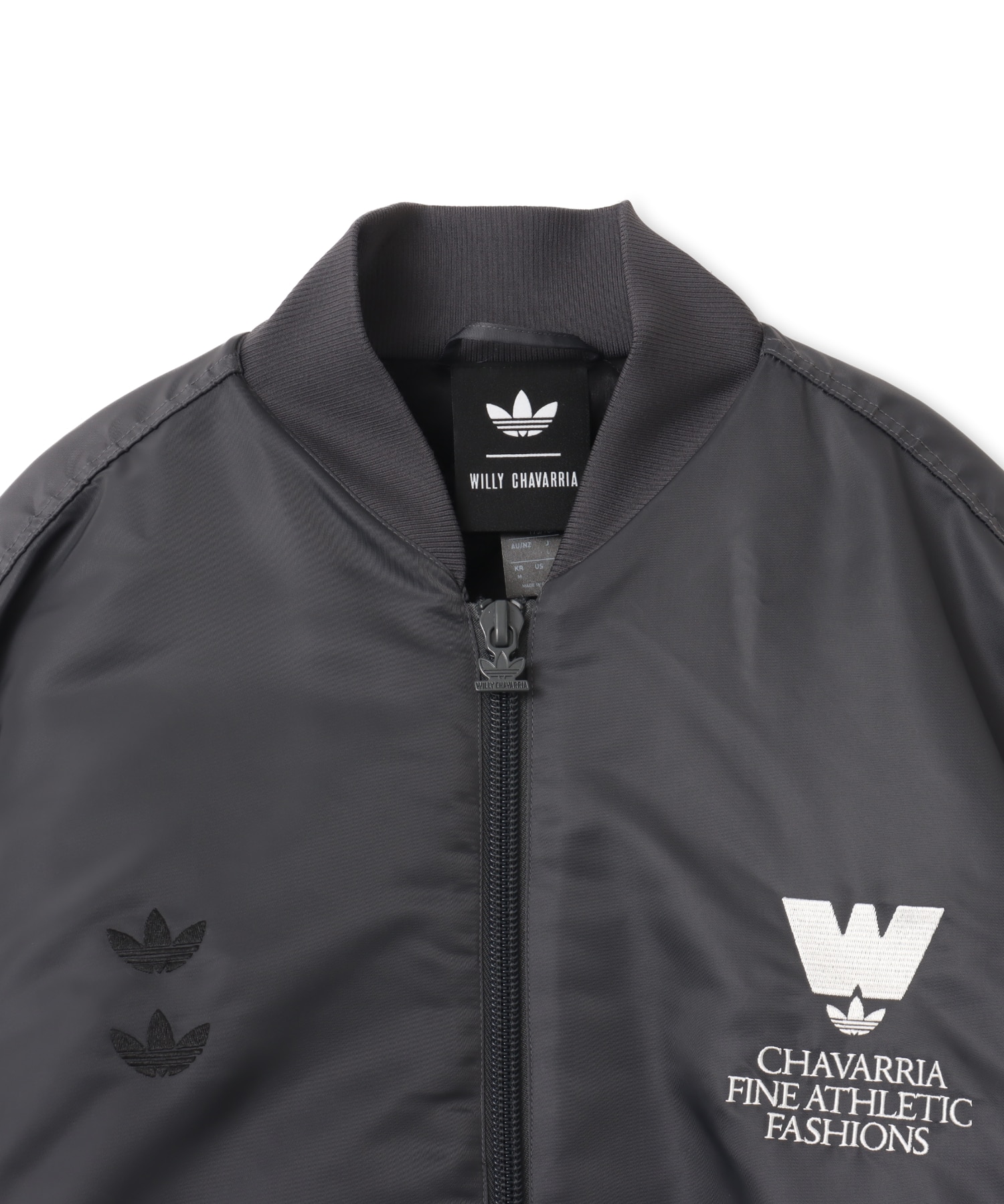 adidas CHAVARRIA BOMBER JACKET グレーシックスの画像