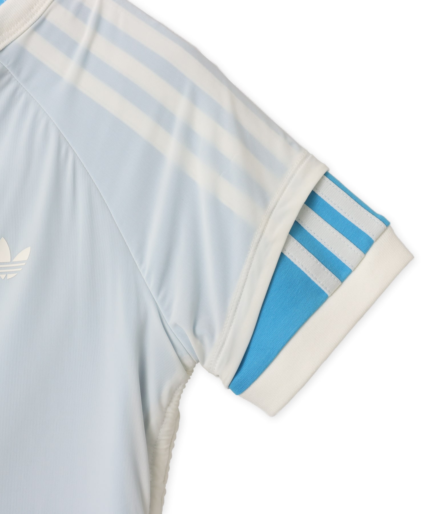 adidas DOUBLE LAYERED CALI T-SHIRT オフホワイト/スカイラッシュの画像