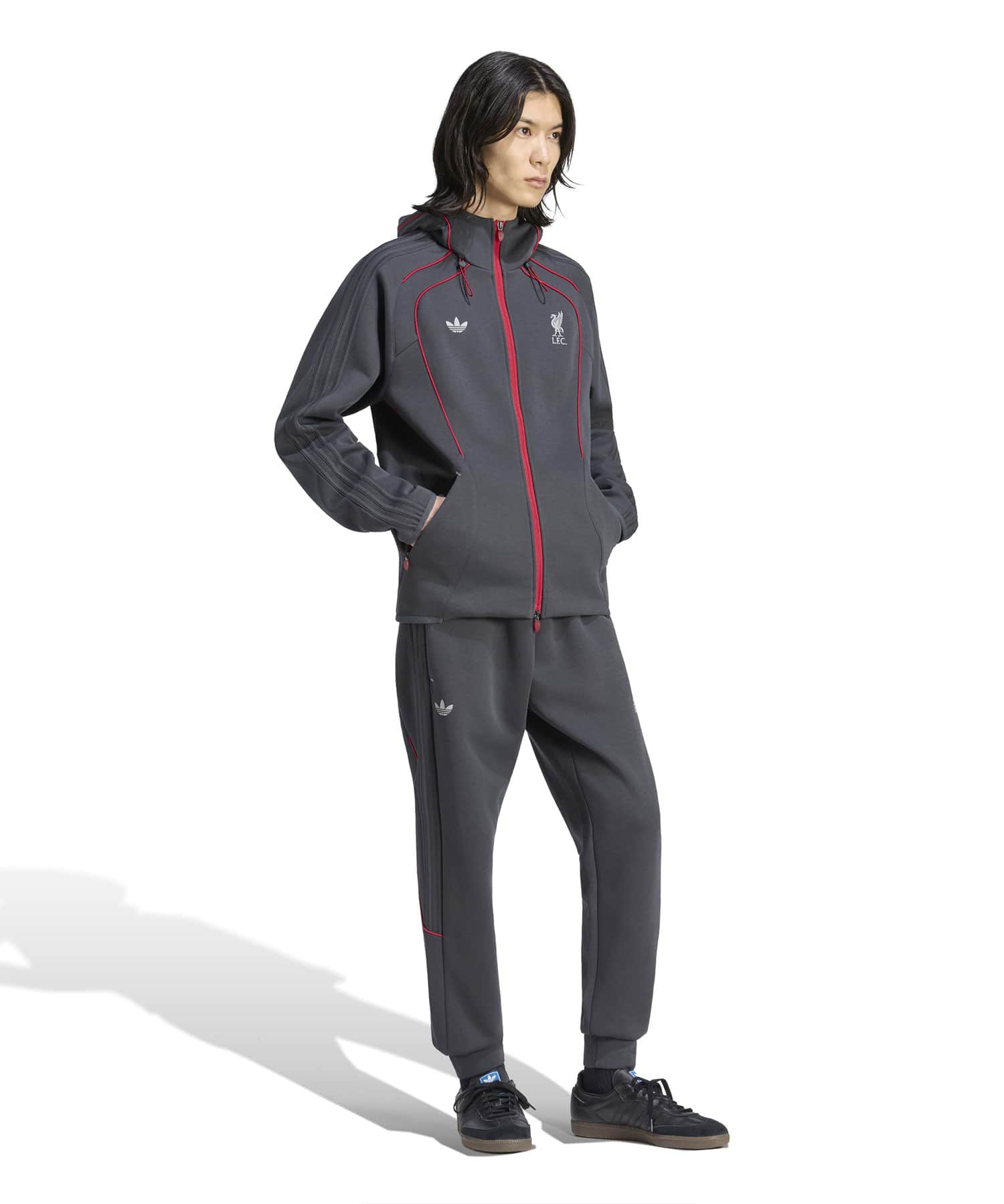 adidas LIVERPOOL FC SPACER TEAMGEIST 26 TRACKTOP カーボンの画像
