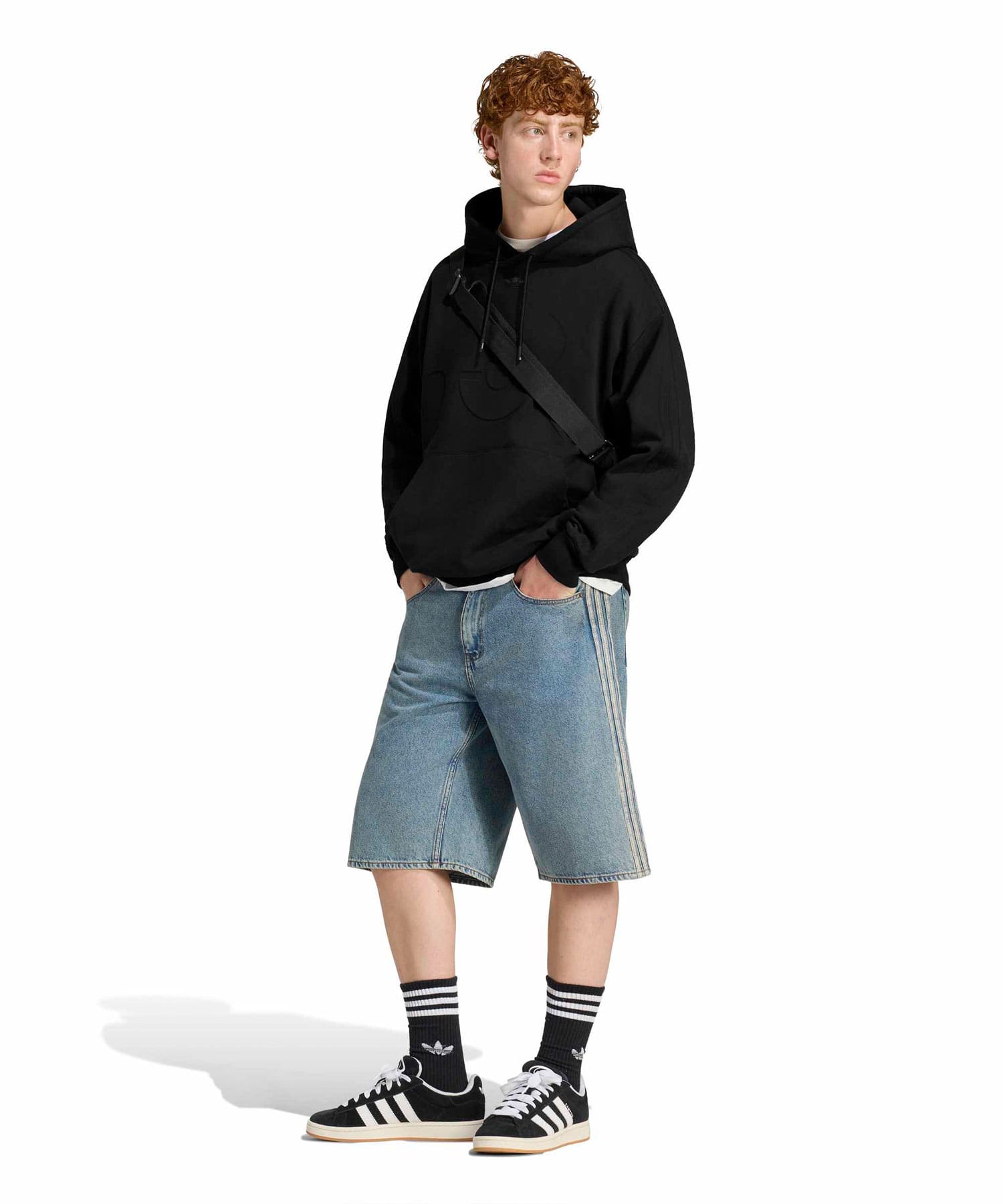 adidas POKEMON TEAMGEIST HOODIE ブラックの画像
