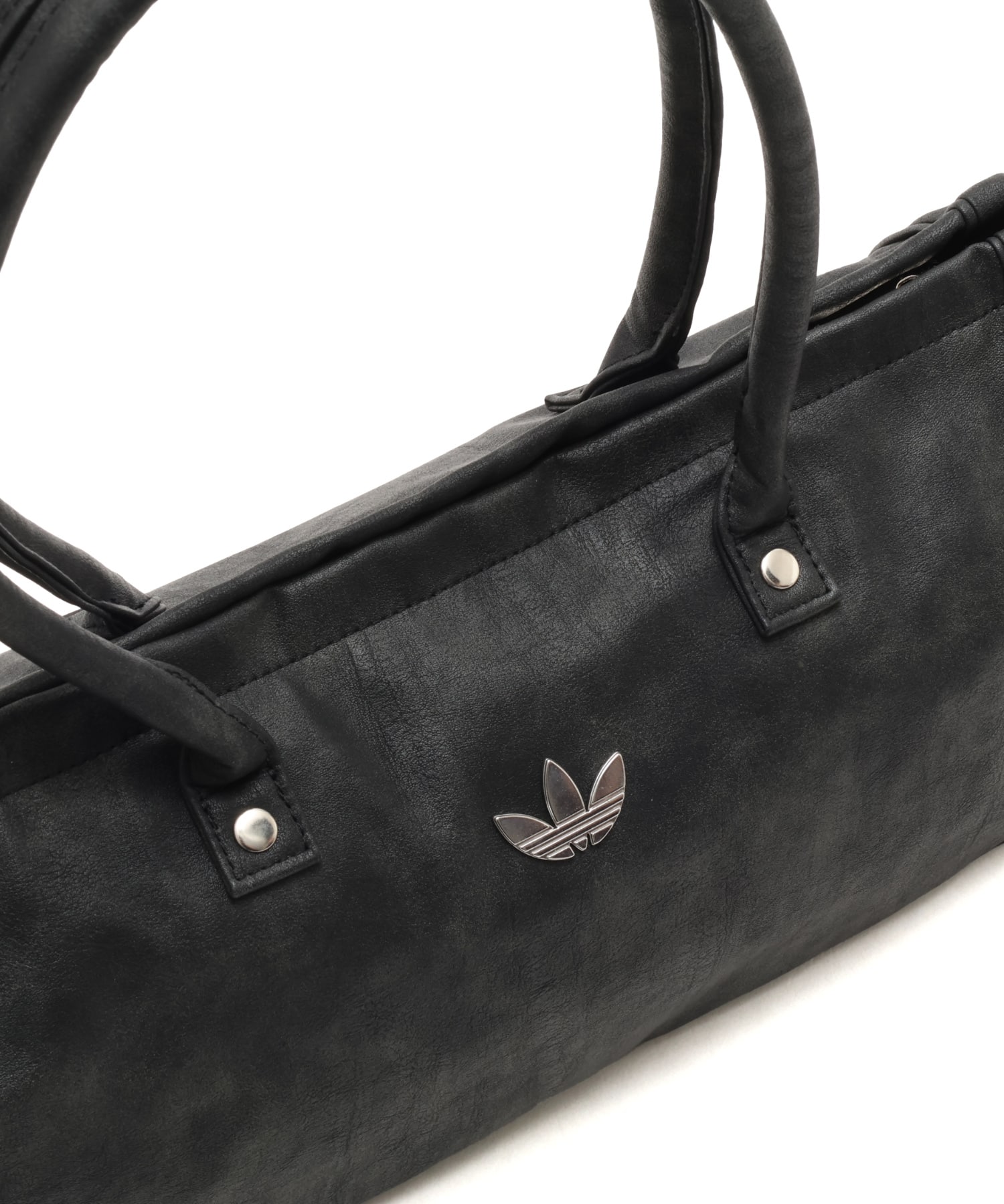 adidas ELONGATED BAG WITH POCKETS ブラックの画像