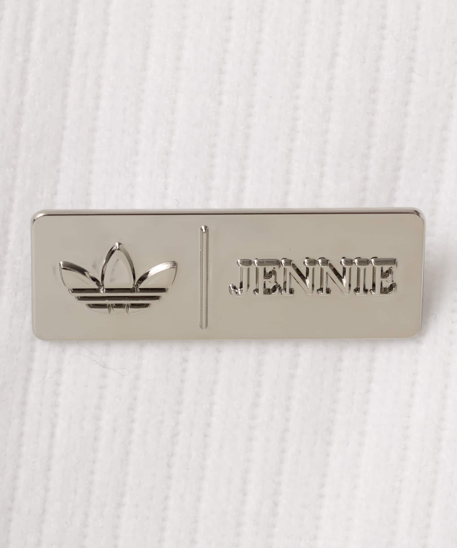 adidas JENNIE FAN OG TRACK TOP ホワイトの画像