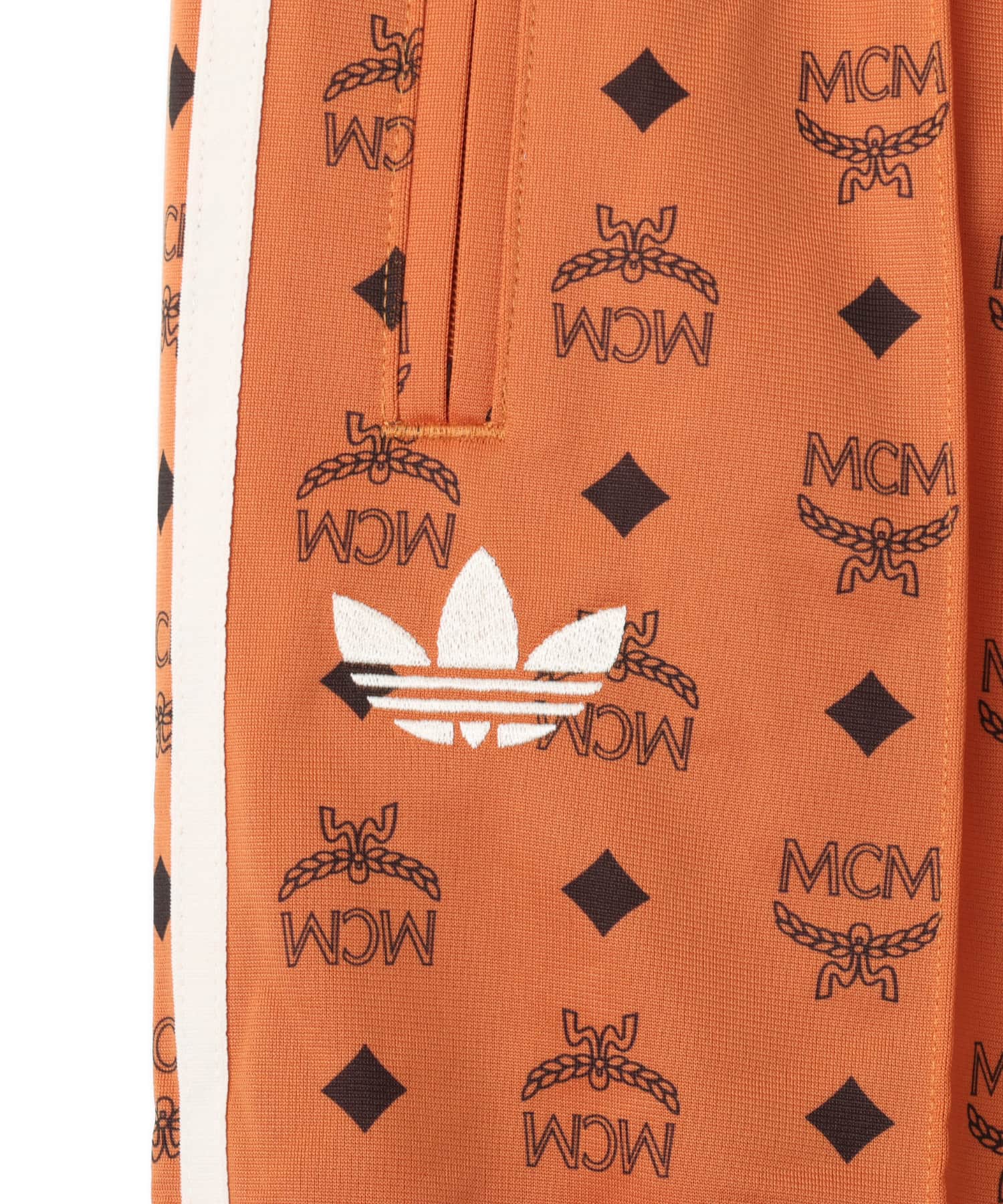 adidas FC BAYERN MUNCHEN 26/27 MCM TRACK PANT WOMENS テックカッパーの画像