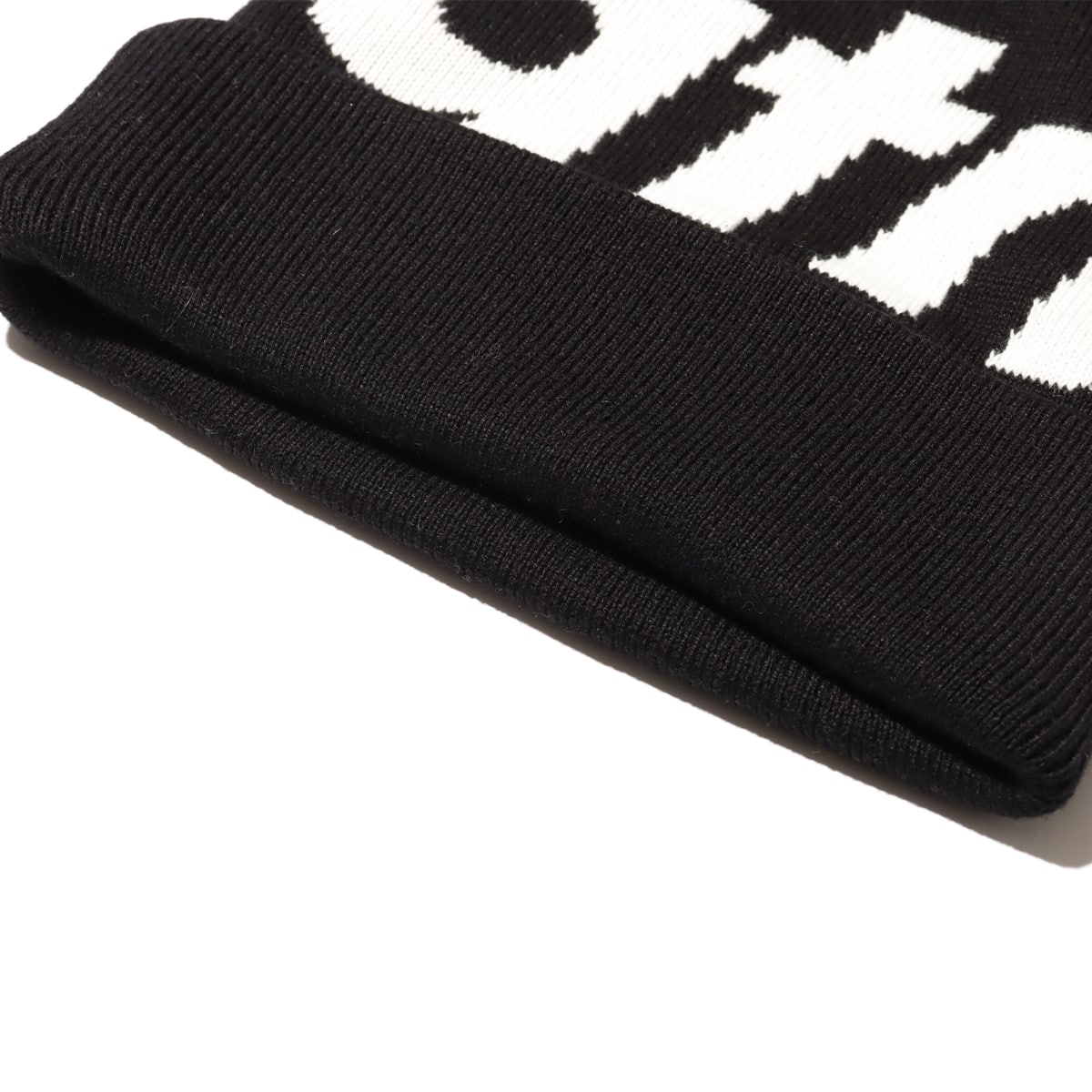 atmos Beanie BLACKの画像