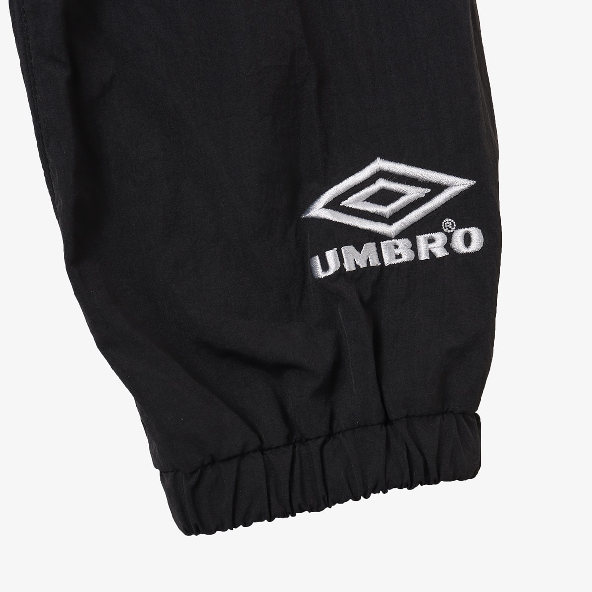UMBRO x atmos Track Jacket BLACK の画像